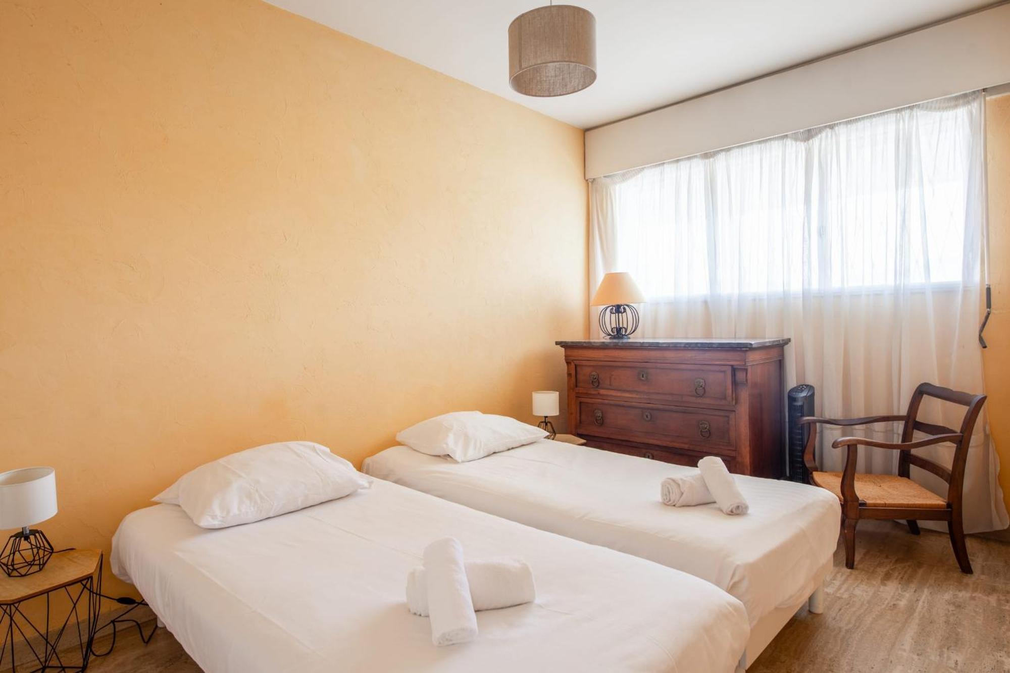 Appartamento Le Balcon Sur La Baie - Welkeys Cagnes-sur-Mer Esterno foto