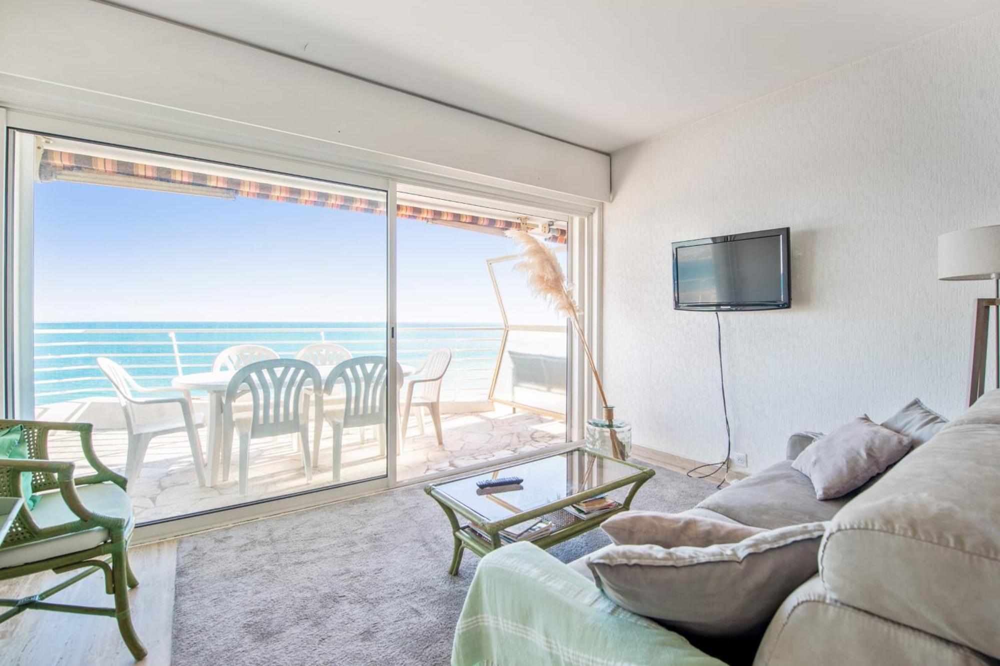 Appartamento Le Balcon Sur La Baie - Welkeys Cagnes-sur-Mer Esterno foto